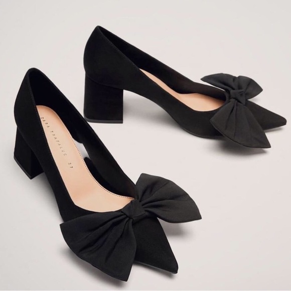 Zara Shoes - Zara’s Trafaluc Black Bow Accent Blocked Pumps 37